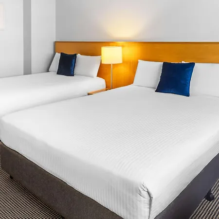 Novotel Perth Langley Exterior photo